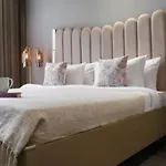 Moon Forest 1 - Luxurious 5Bhk Villa In Assagao