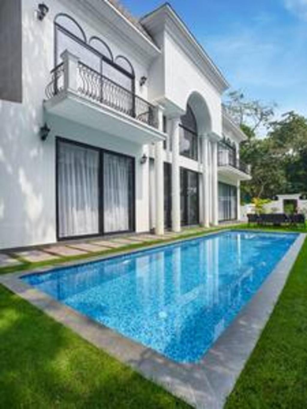 Moon Forest 1 - Luxurious 5bhk In Assagao Villa
